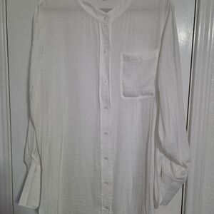 Gibson Latimer White Casual Button Down Tunic Top